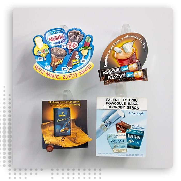 Zestaw wobblerów i zawieszek reklamowych z nadrukami produktów spożywczych